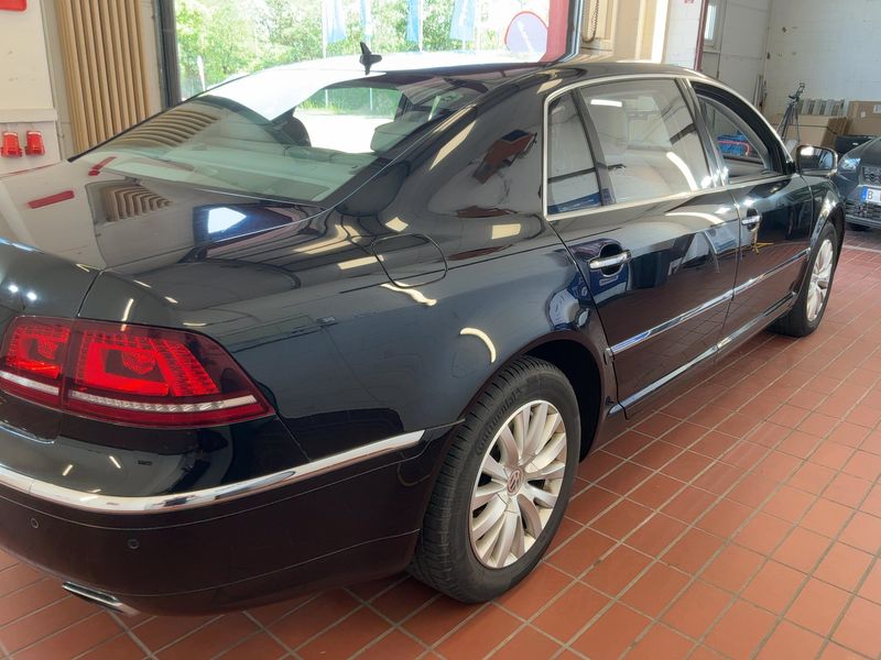 Volkswagen Phaeton 4.2 V8 Lang 4Motion — zdjęcie 6