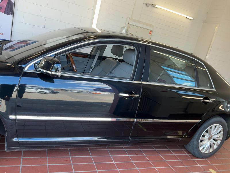 Volkswagen Phaeton 4.2 V8 Lang 4Motion — zdjęcie 4