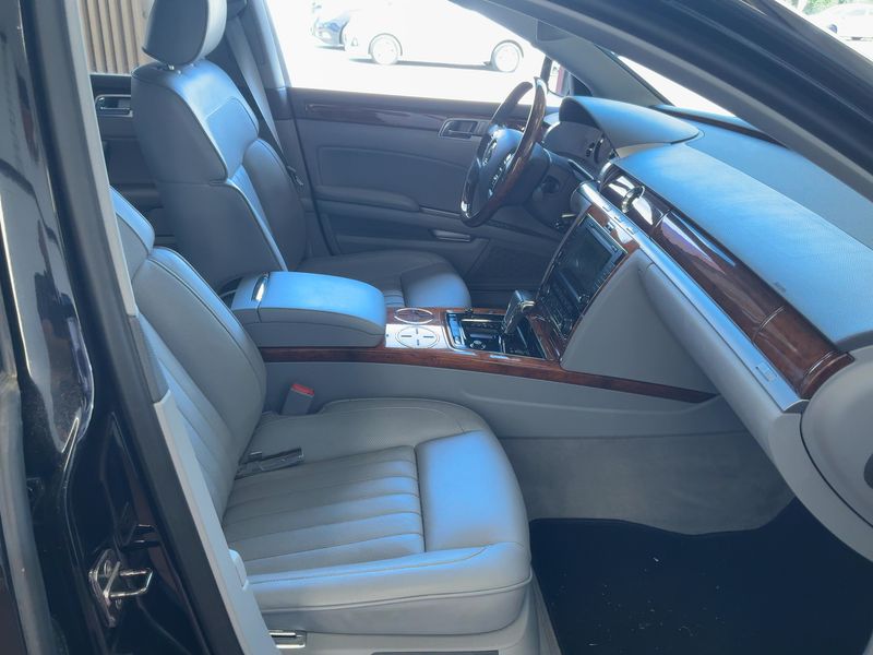 Volkswagen Phaeton 4.2 V8 Lang 4Motion — zdjęcie 11