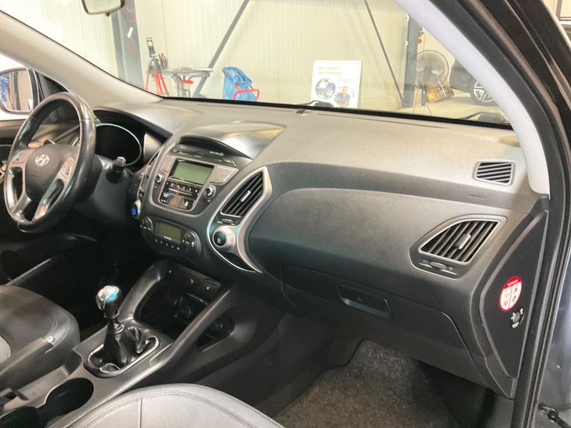 Hyundai ix35 1.6 Style 2WD 2010 – снимка 30