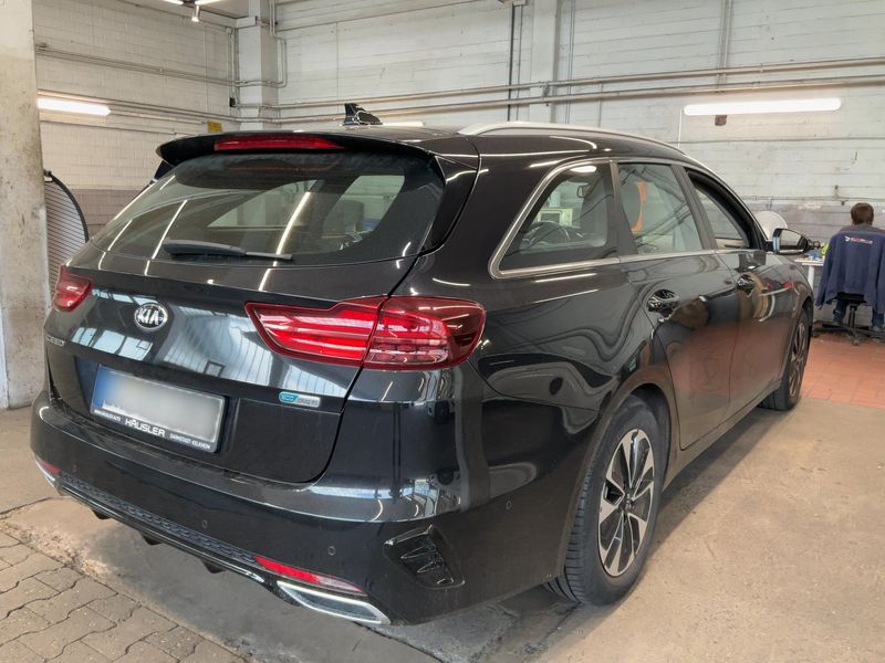 Kia cee'd 1.6 Plug-in Hybrid Spirit — zdjęcie 6