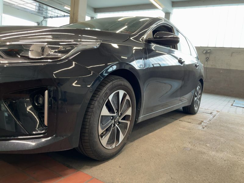 Kia cee'd 1.6 Plug-in Hybrid Spirit — zdjęcie 2