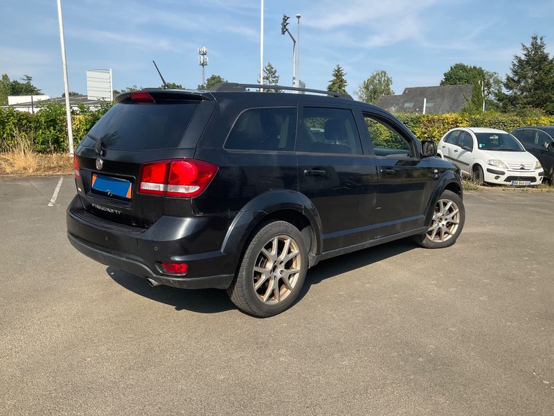 Fiat Freemont 2.0 Multijet Urban — zdjęcie 2