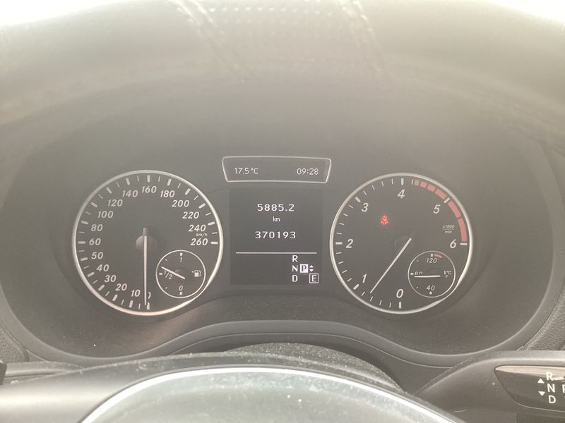 Mercedes-Benz B-Klasse B 180 CDI — zdjęcie 13