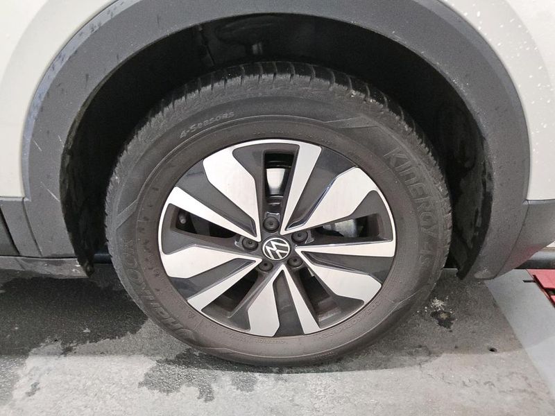 Volkswagen T-Cross 1.0 TSI Move — zdjęcie 25