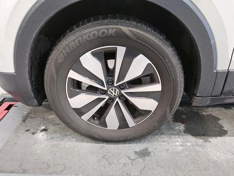 Volkswagen T-Cross 1.0 TSI Move — zdjęcie 24