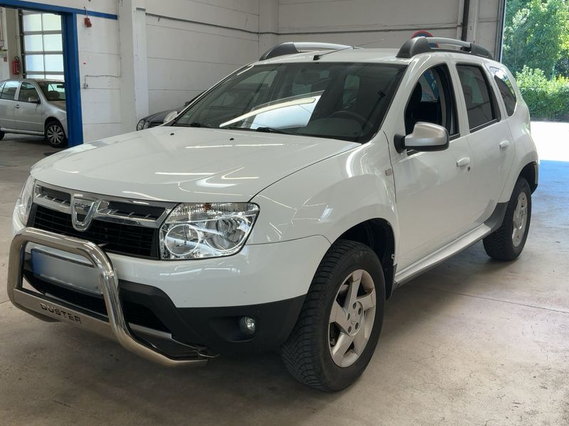 Dacia Duster 1.6 Laureate 4x2