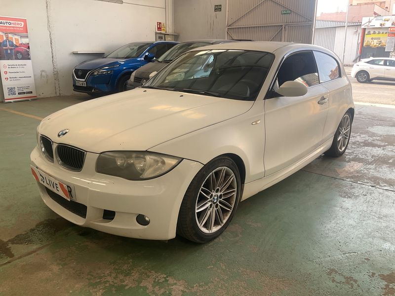 BMW 1er 116d 2009 – снимка 1