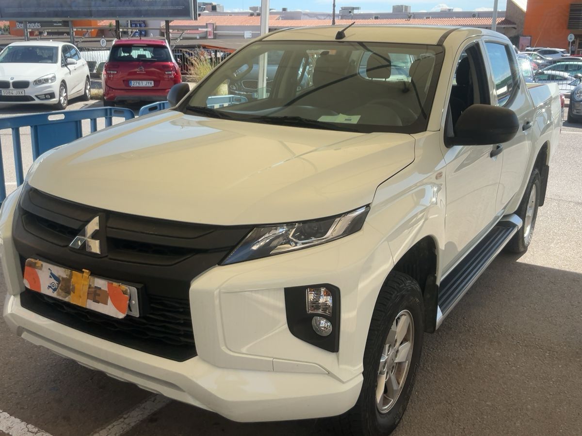 Mitsubishi L 200 2.2 DI-D Doppelkabine 4WD