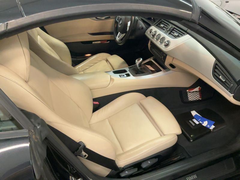 BMW Z4 sDrive 23i 2010 – снимка 16