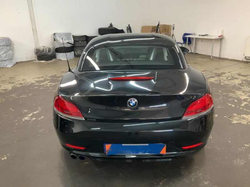 BMW Z4 sDrive 23i 2010 – снимка 7