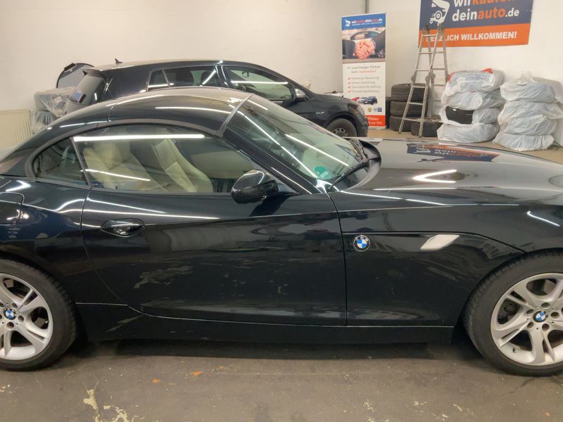 BMW Z4 sDrive 23i 2010 – снимка 10