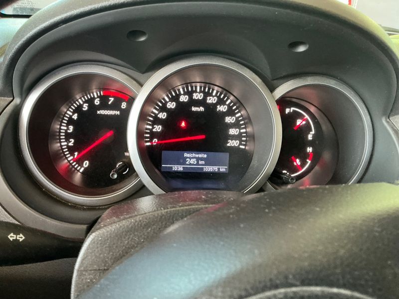 Suzuki Grand Vitara 1.6 Ltr. City — zdjęcie 13
