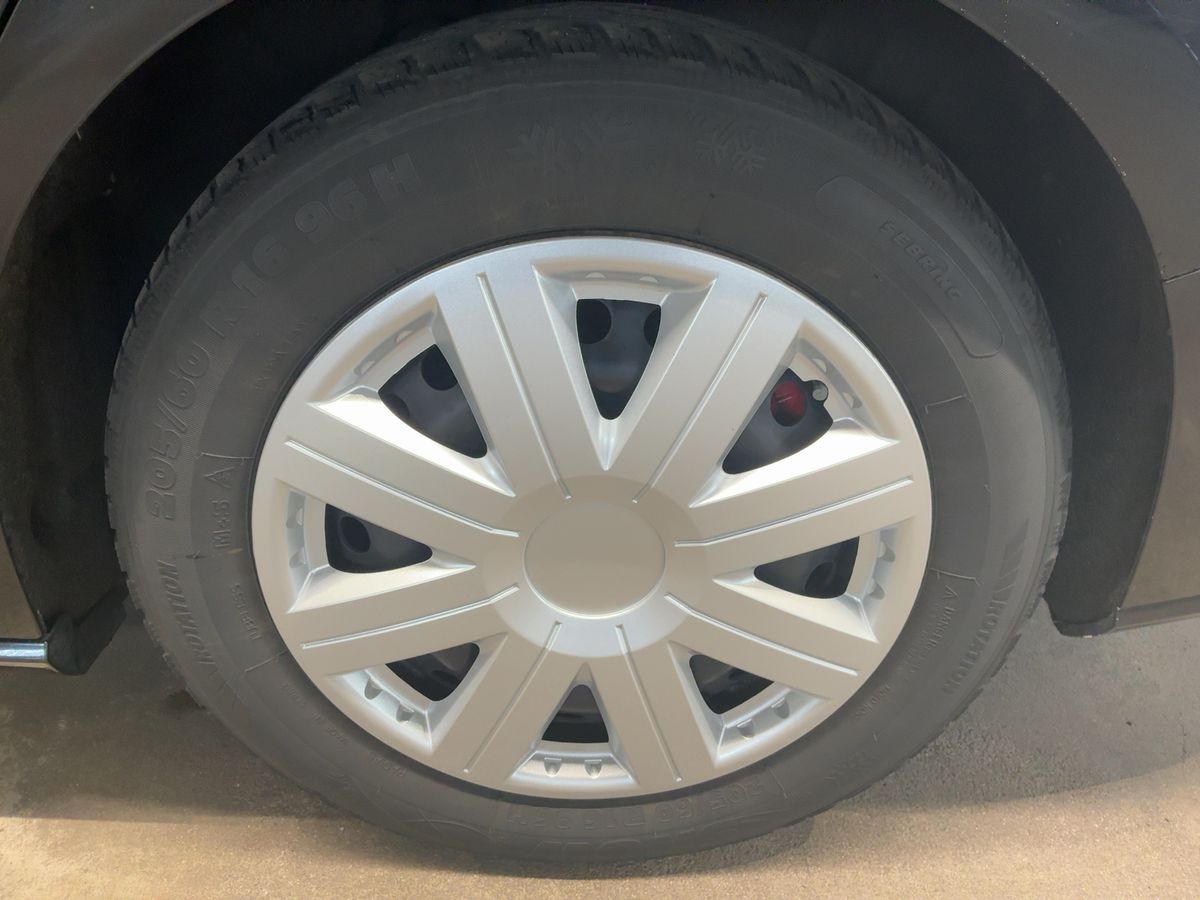 Ford Focus 2021 — photo 6