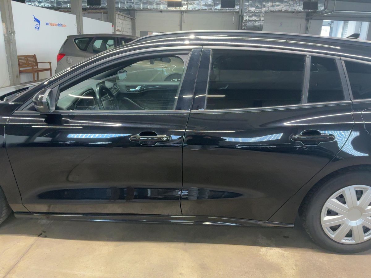 Ford Focus 2021 — photo 5