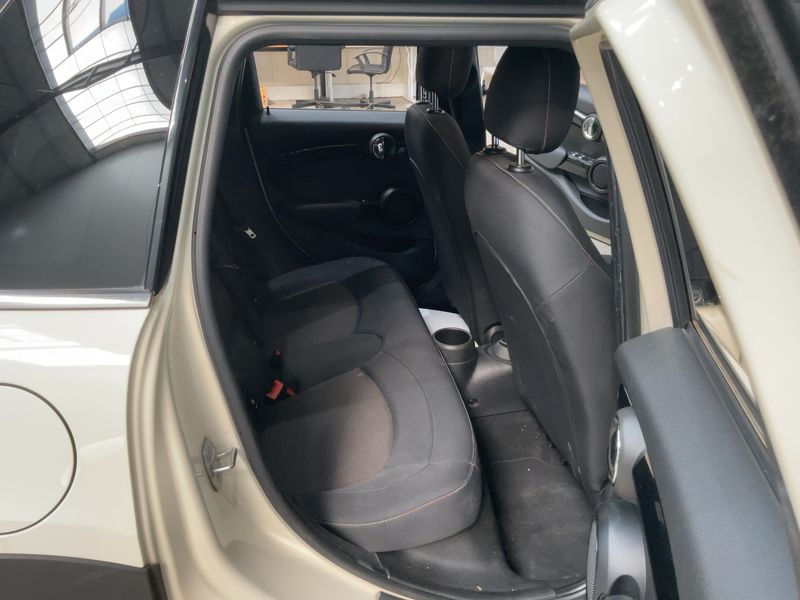MINI Cooper D 2019 – снимка 19