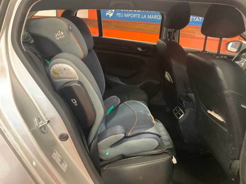 Renault Megane 1.3 TCe Business — zdjęcie 14