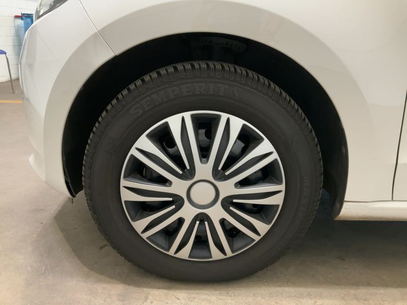 Skoda Citigo 1.0 MPI Ambition 2013 – снимка 3