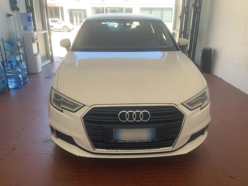 Audi A3 Sportback 1.6 TDI Sport — zdjęcie 9