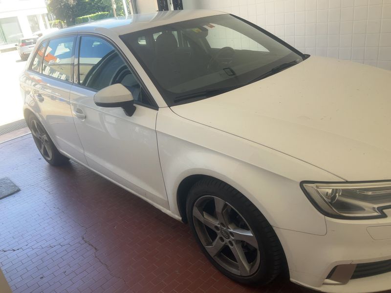 Audi A3 Sportback 1.6 TDI Sport — zdjęcie 8
