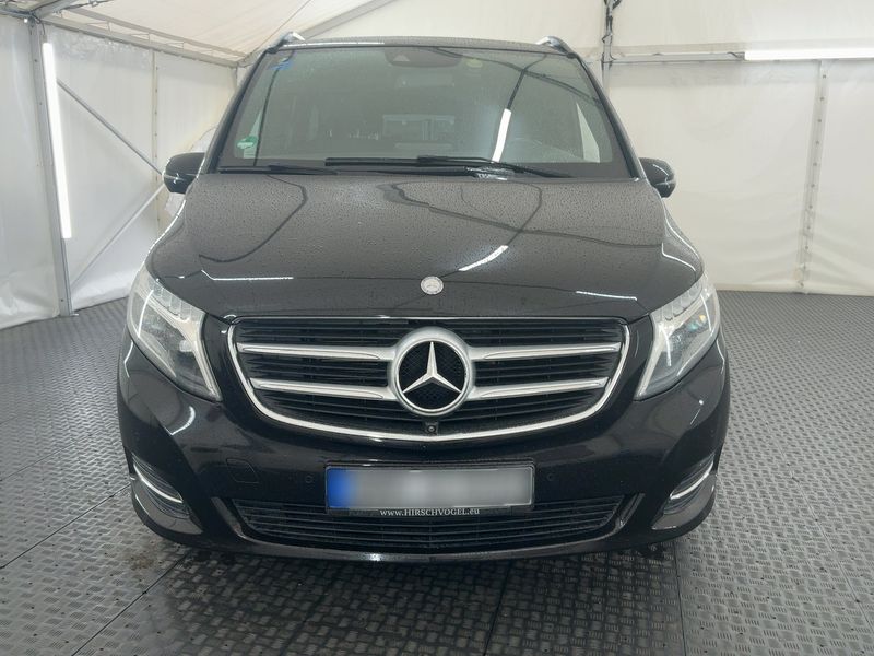 Mercedes-Benz V-Klasse V 220 d lang BlueTEC Avantgarde Edition — zdjęcie 9
