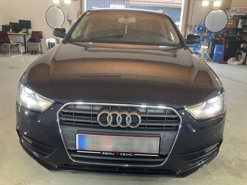 Audi A4 2.0 TDI Ambiente 2013 – снимка 14