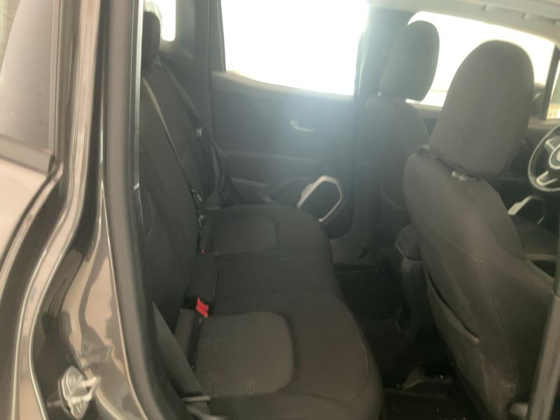 Jeep Renegade 1.6 M-Jet Longitude FWD — zdjęcie 14