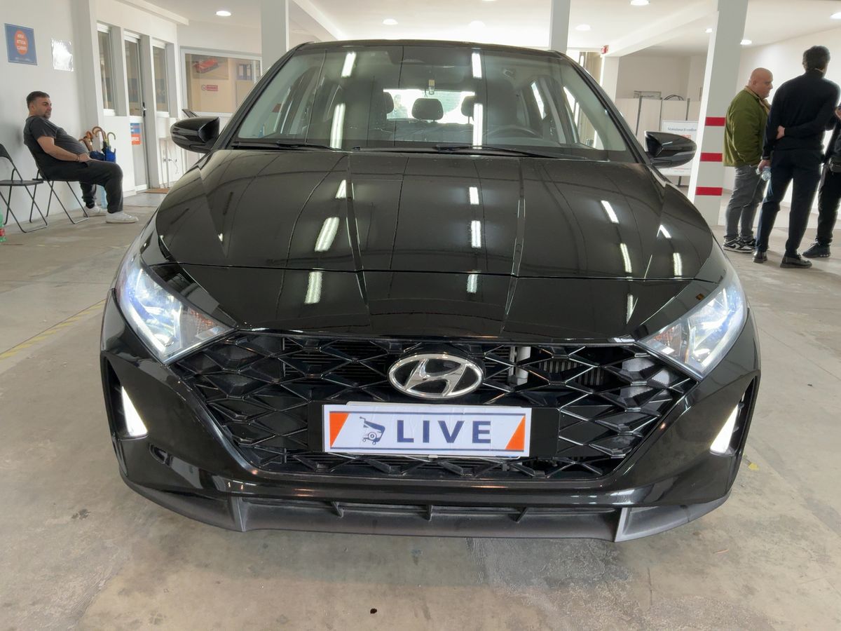 Hyundai i20 2023 — photo 15