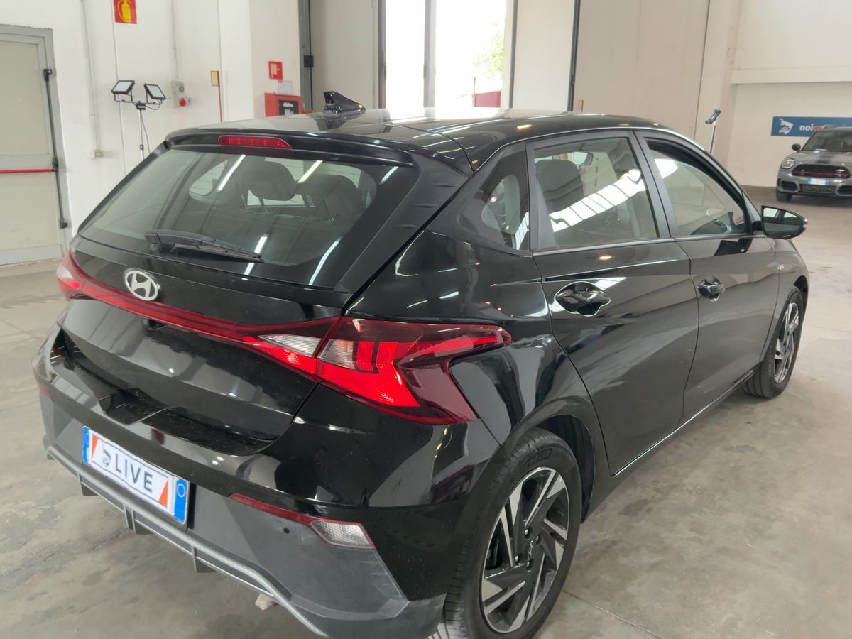 Hyundai i20 2023 — photo 9