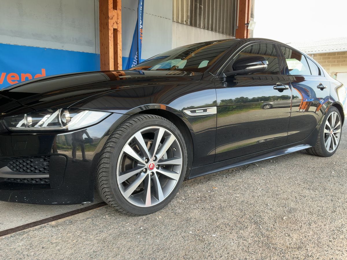 Jaguar XE d'occasion
