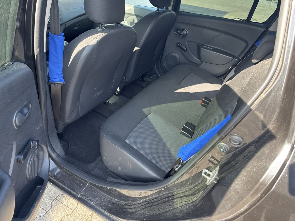 Dacia Logan 2017 — photo 18