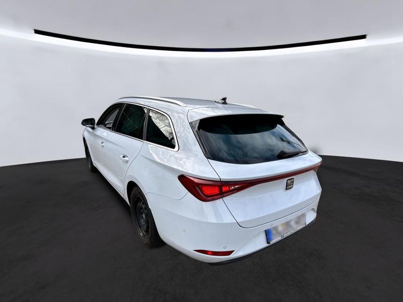 Seat Leon 2.0 TDI Xcellence — zdjęcie 15