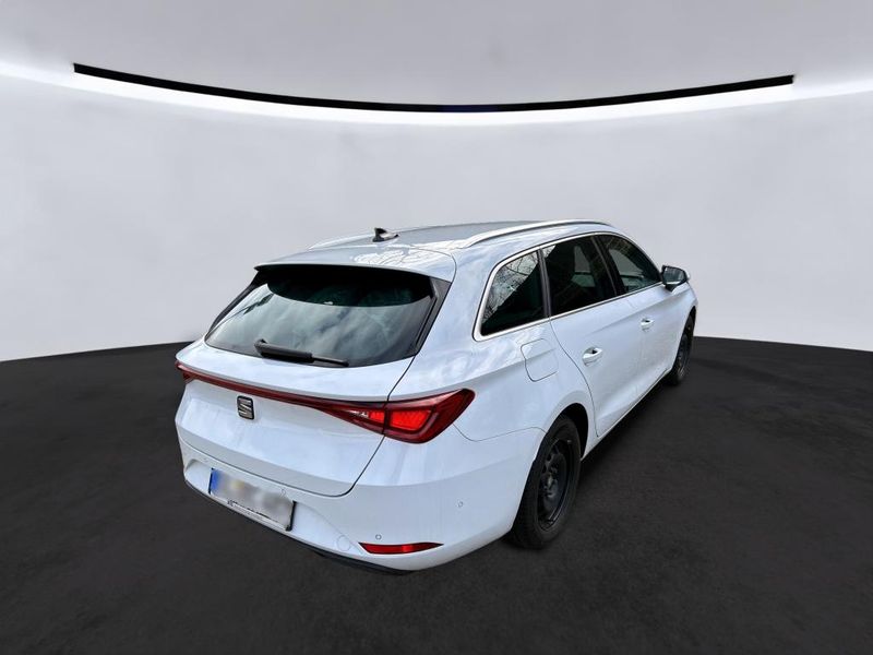 Seat Leon 2.0 TDI Xcellence — zdjęcie 16