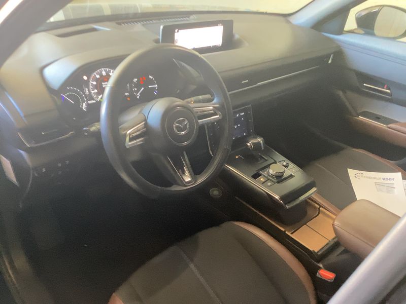 Mazda MX-30 electric drive 107 kW — zdjęcie 12
