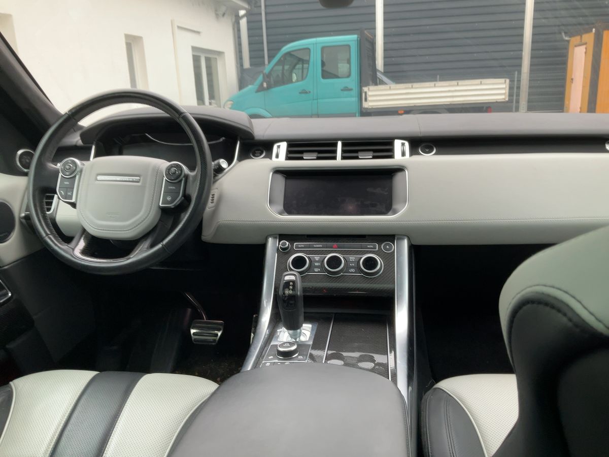 Land Rover 2018 — photo 18