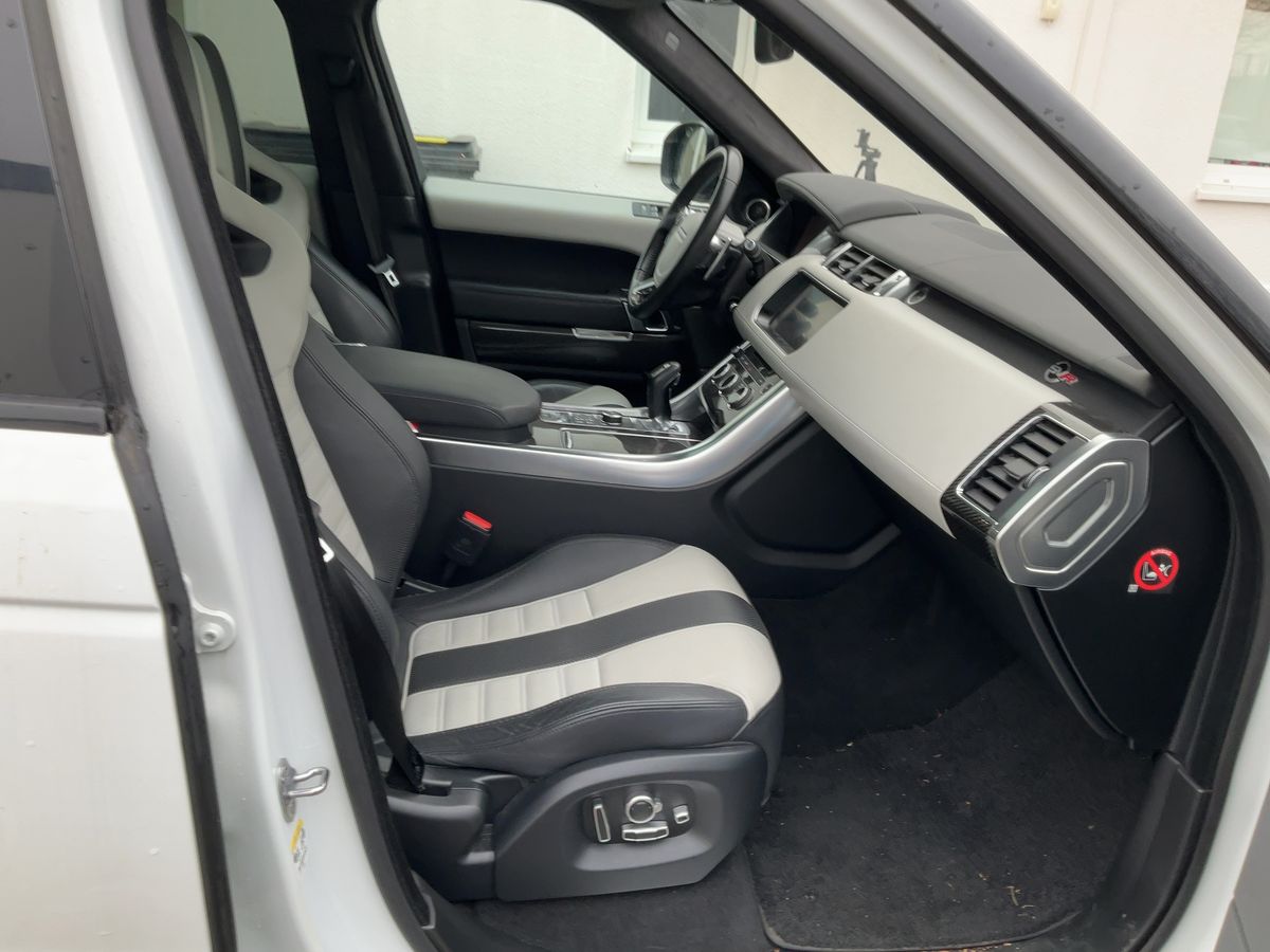 Land Rover 2018 — photo 17