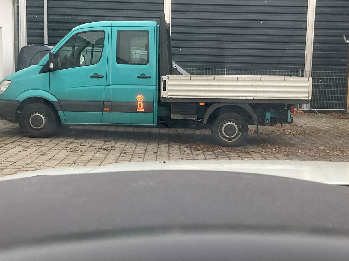 Land Rover 2018 — photo 23