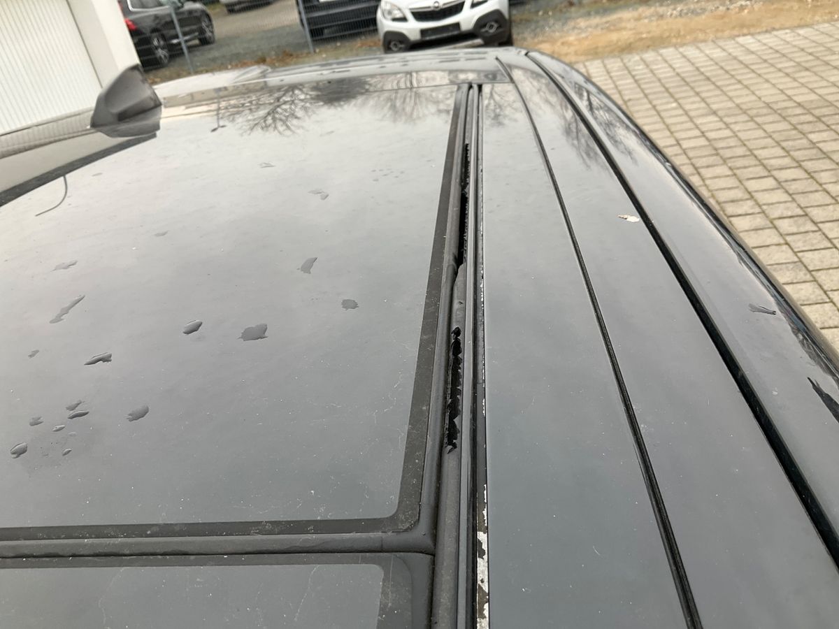 Land Rover 2018 — photo 28