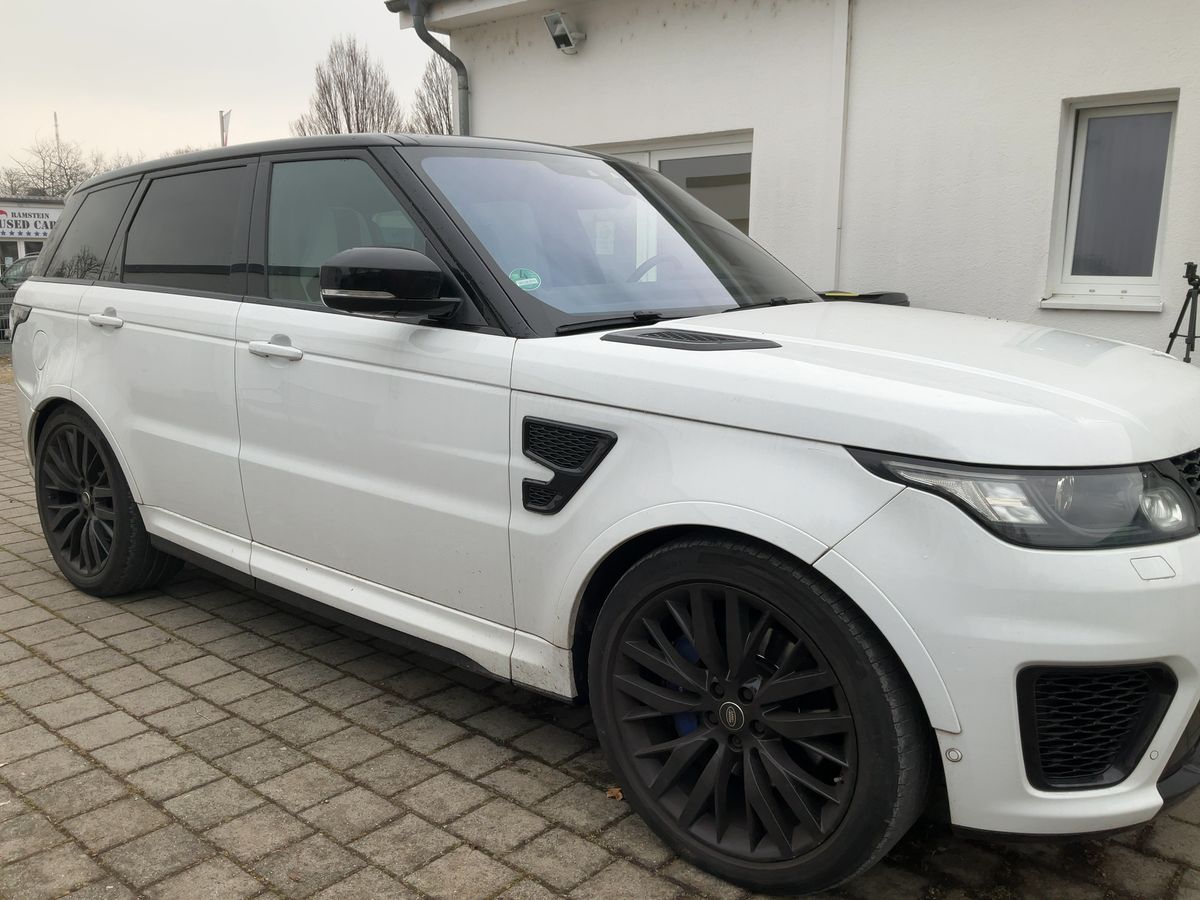 Land Rover 2018 — photo 13