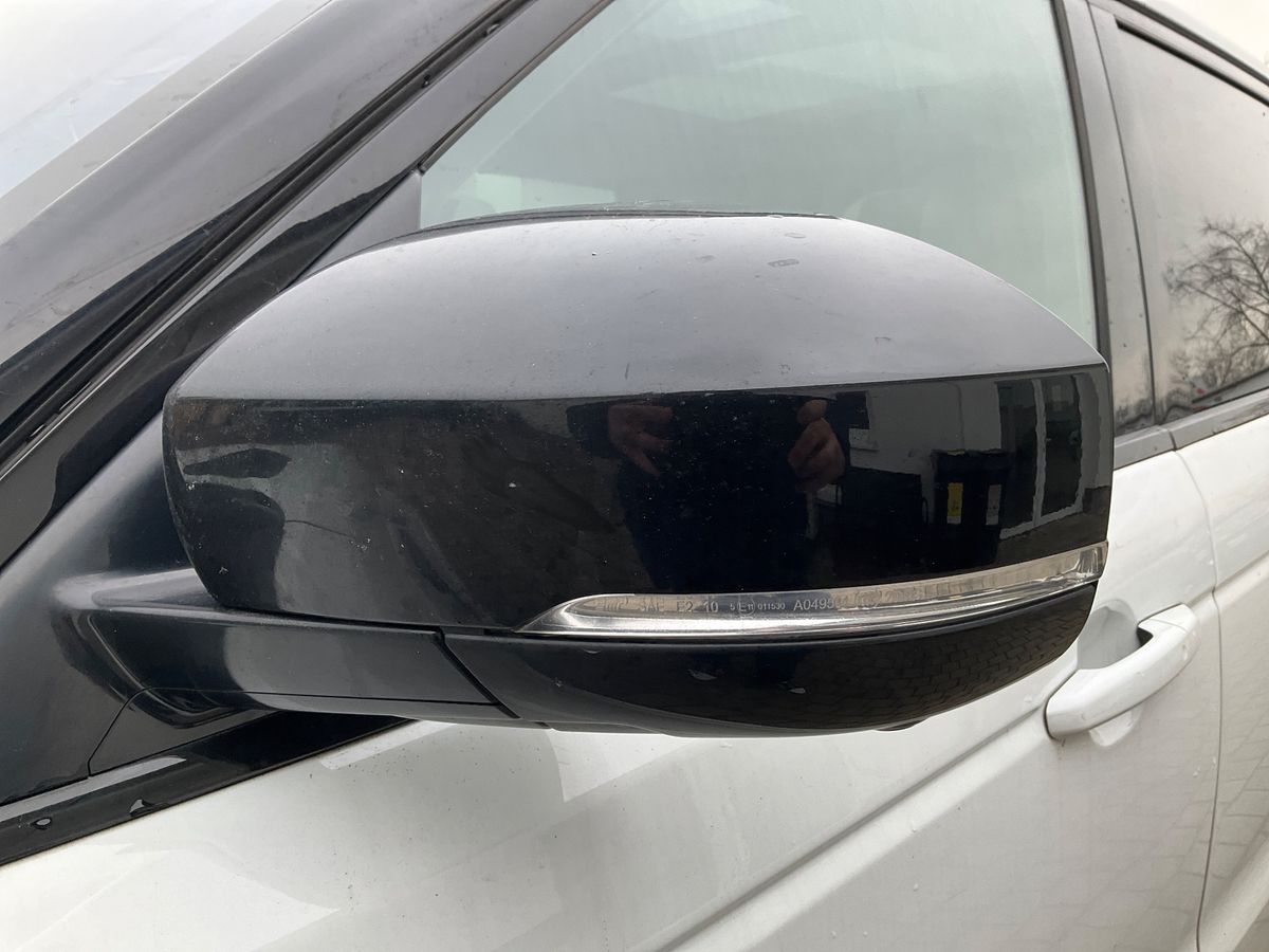 Land Rover 2018 — photo 48