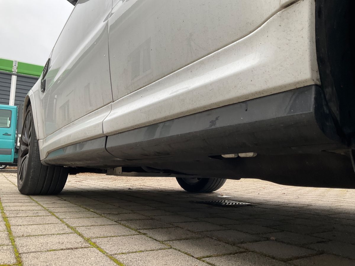 Land Rover 2018 — photo 30