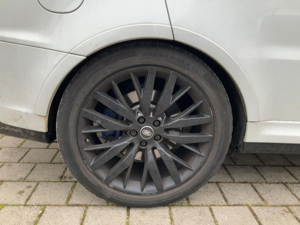 Land Rover 2018 — photo 10