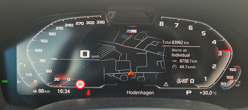 BMW 8er M850i xDrive — zdjęcie 13