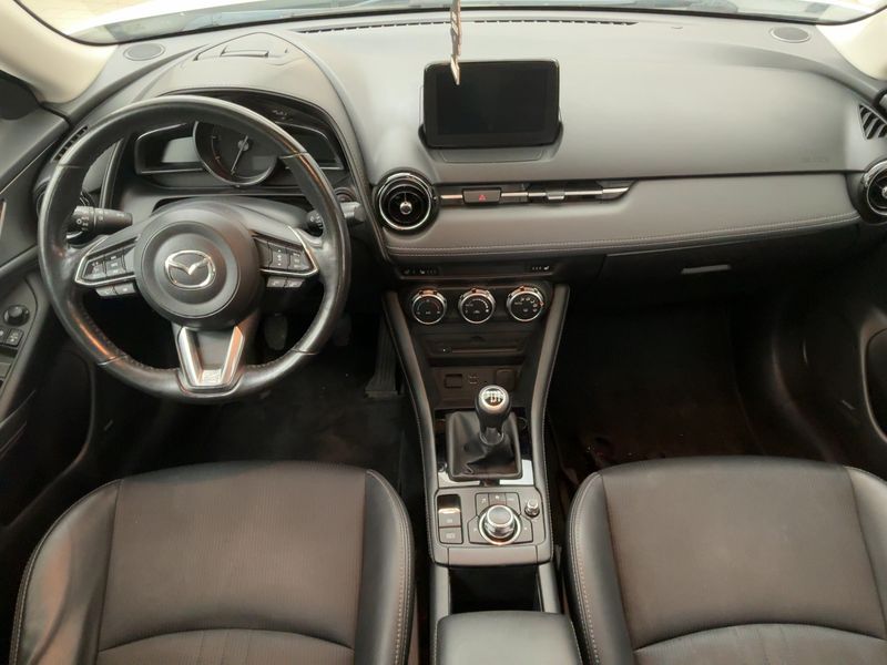 Mazda CX-3 1.8 Skyactiv-D Selection AWD — zdjęcie 12