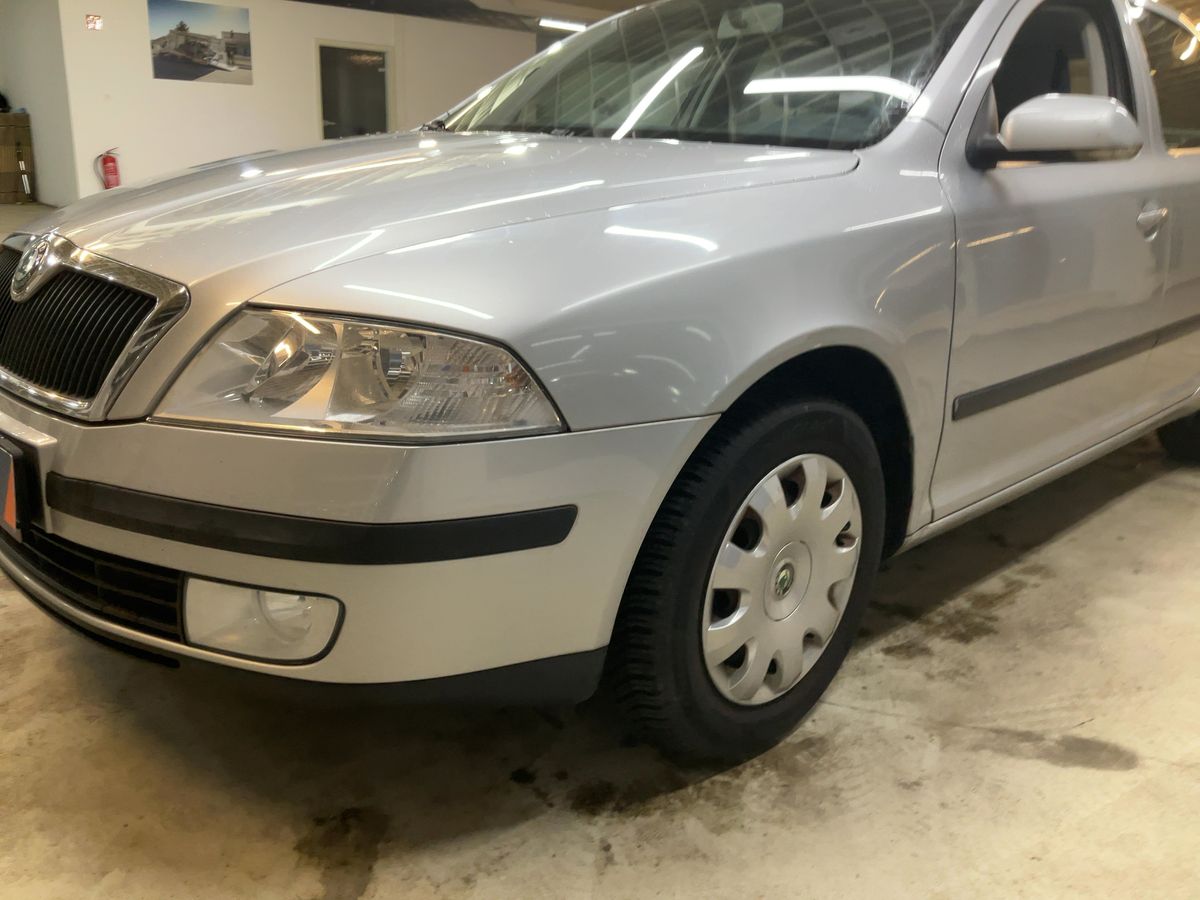 Skoda Octavia 1.6 Ambiente