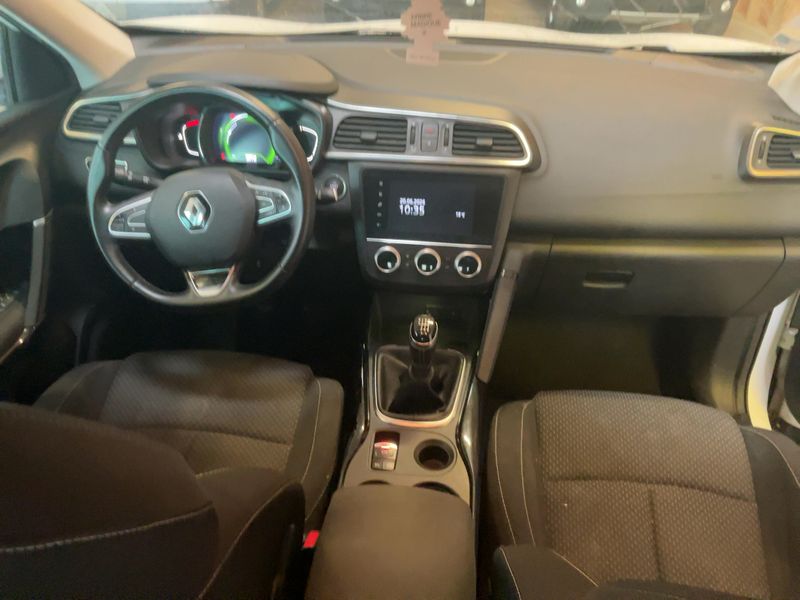 Renault Kadjar 1.3 TCe Life — zdjęcie 12