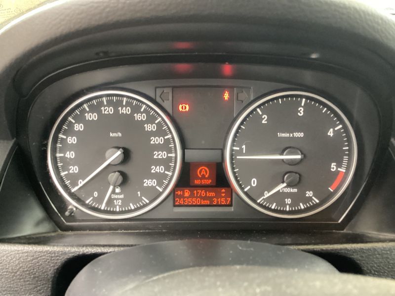BMW X1 sDrive 20d EfficientDynamics Edition — zdjęcie 13