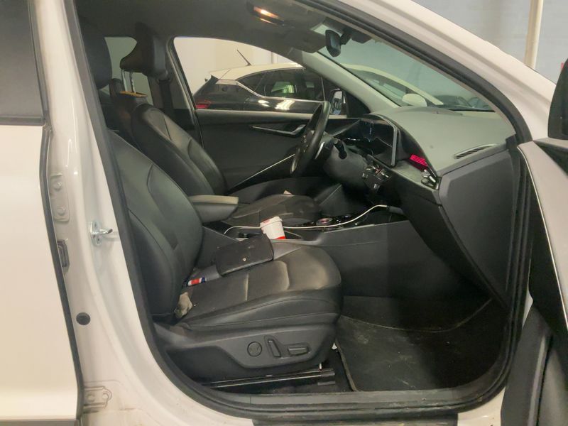 Kia Niro electric drive 150 kW Premium — zdjęcie 11