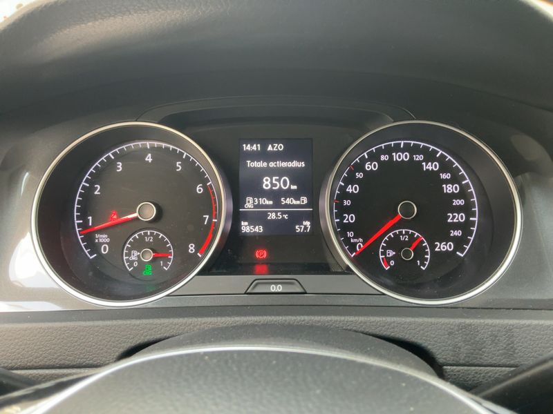 Volkswagen Golf VII 1.4 TGI Comfortline BlueMotion Tech — zdjęcie 13