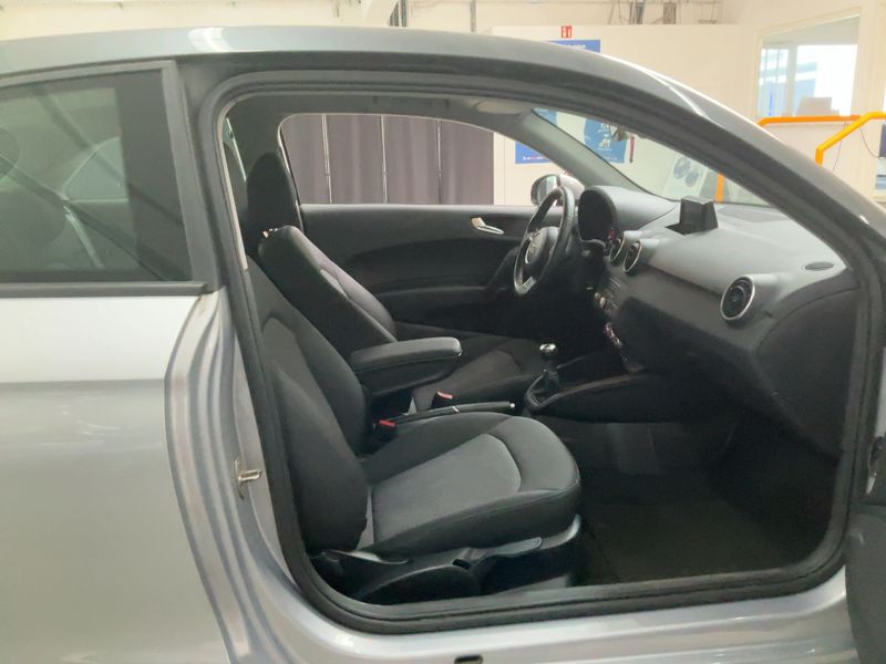 Audi A1 1.4 TDI 2015 – снимка 16